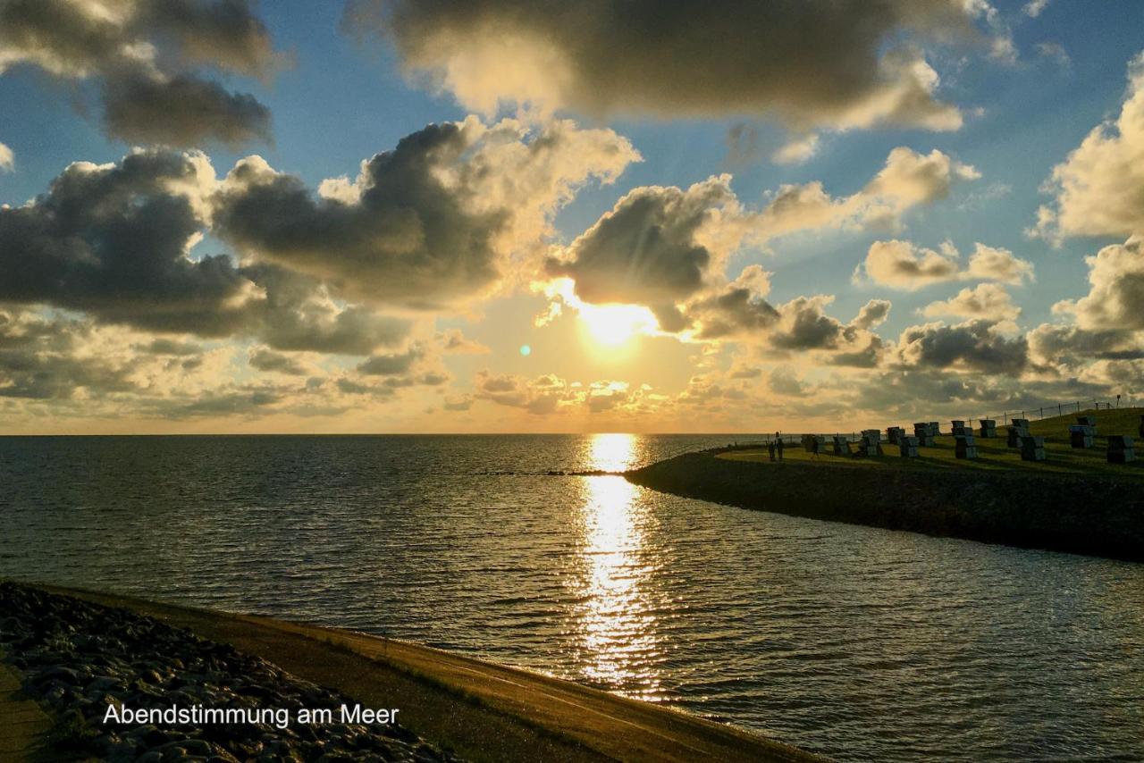 Pole Poppenspaeler Mit Ladestation Büsum Exteriér fotografie